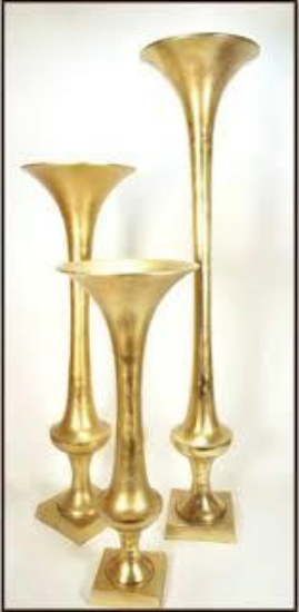 Picture of GOLD TRUMPET VASE 36"